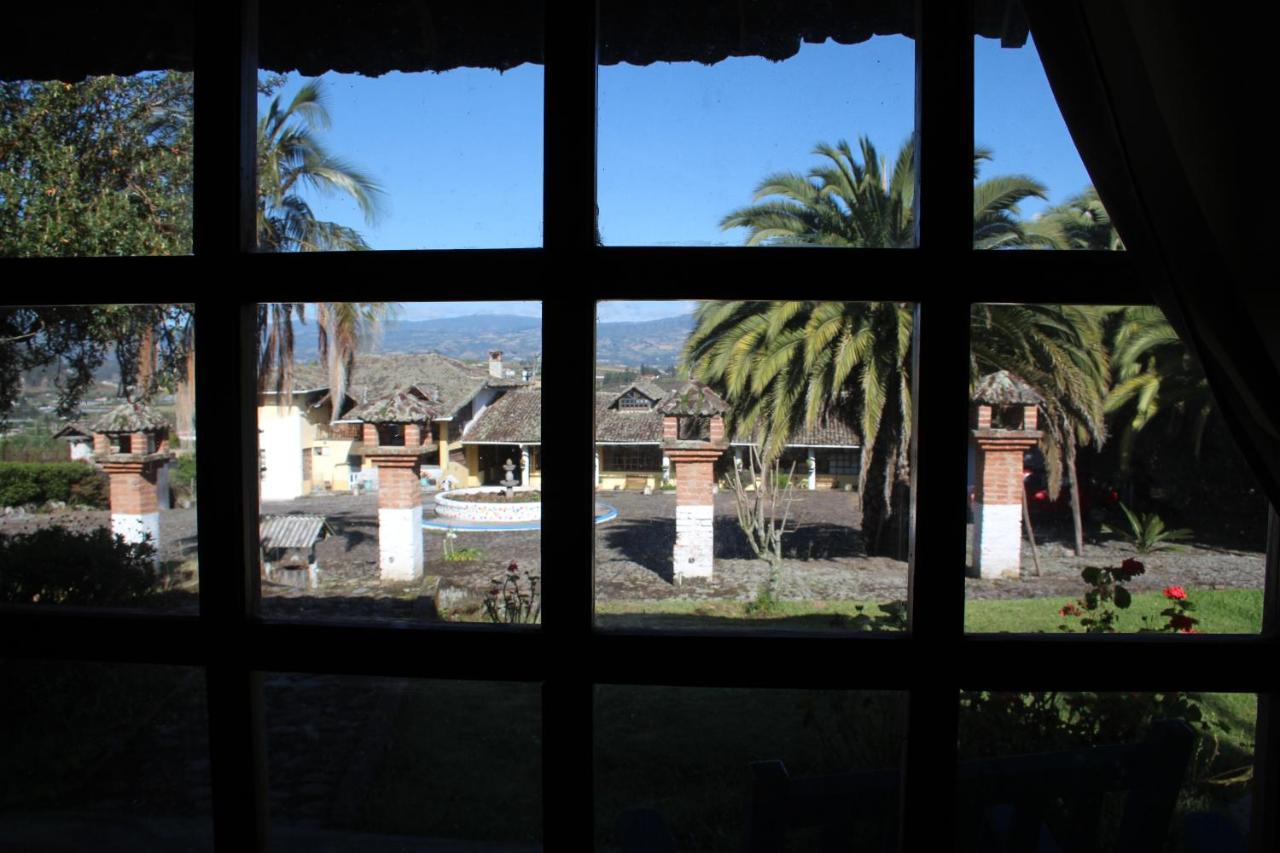 La Casa De Hacienda Apartment Otavalo Bagian luar foto